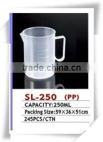 samll 250ml plastic measuring jug with handle mc021
