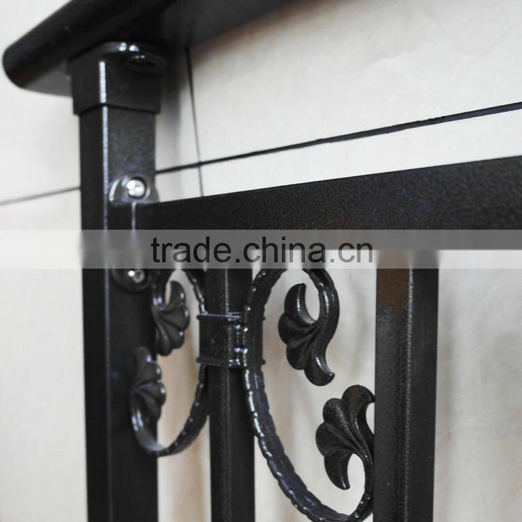 Shijiazhuang Manufacturer galvanized square metal fence posts and fence arrowheads