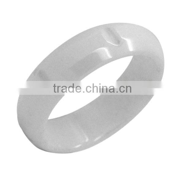 Fashion white ceramic ring with grooves