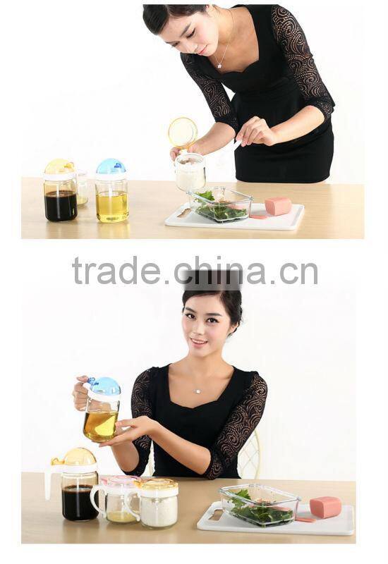 Glass oil pot with handle and lid