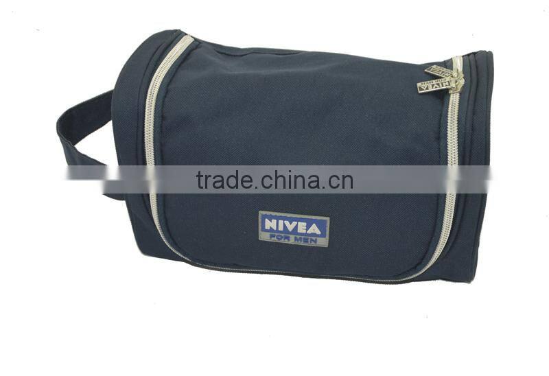 Hanging foldable cosmetic travel wash bag for men and women