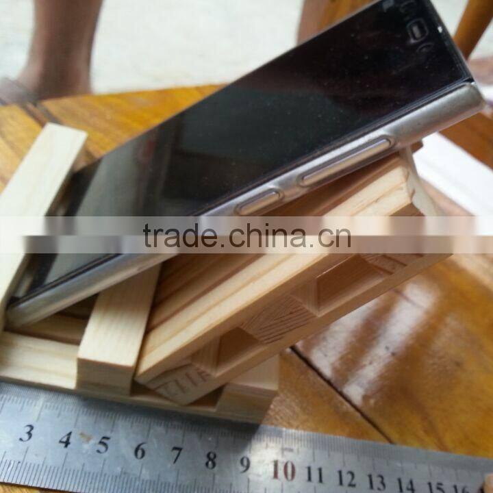 Wholesale custom wooden mobile phone holder pine wood phone rack