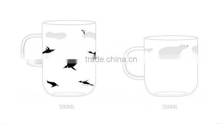 New design Christmas gift polar pattern glass polar bear penguin cup