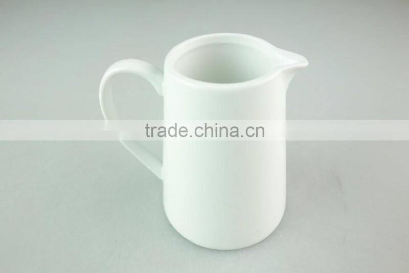 stock pure white porcelain 200ml milk pot for hotel used