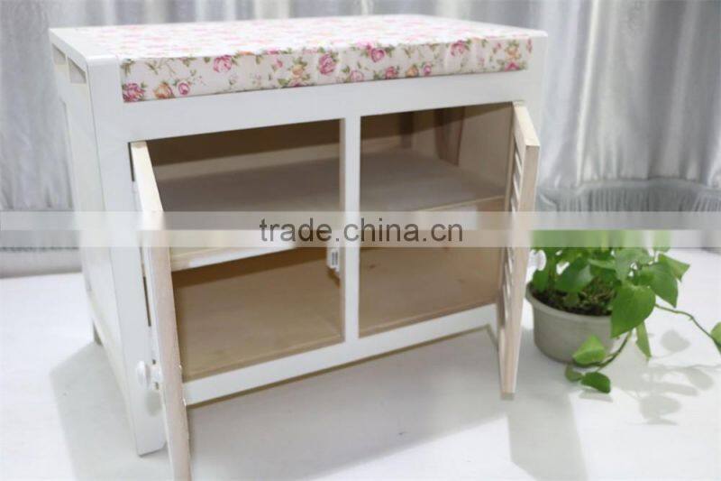 Wooden shoe cabinet with doors