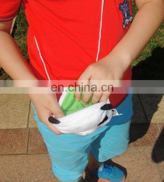 2016 wholesale lovely panda sharp plush messenger bag plush handbags for kids