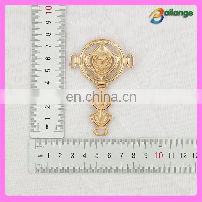2016 fashion metal chain shoe buckle decoration