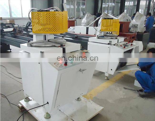 Four head seamless welding PVC window machine