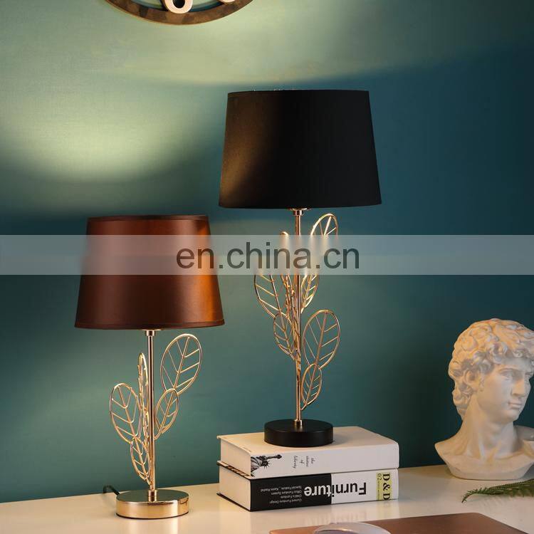 Top sale china wholesale cheap custom fancy iron hotel table lamp set for living room decor