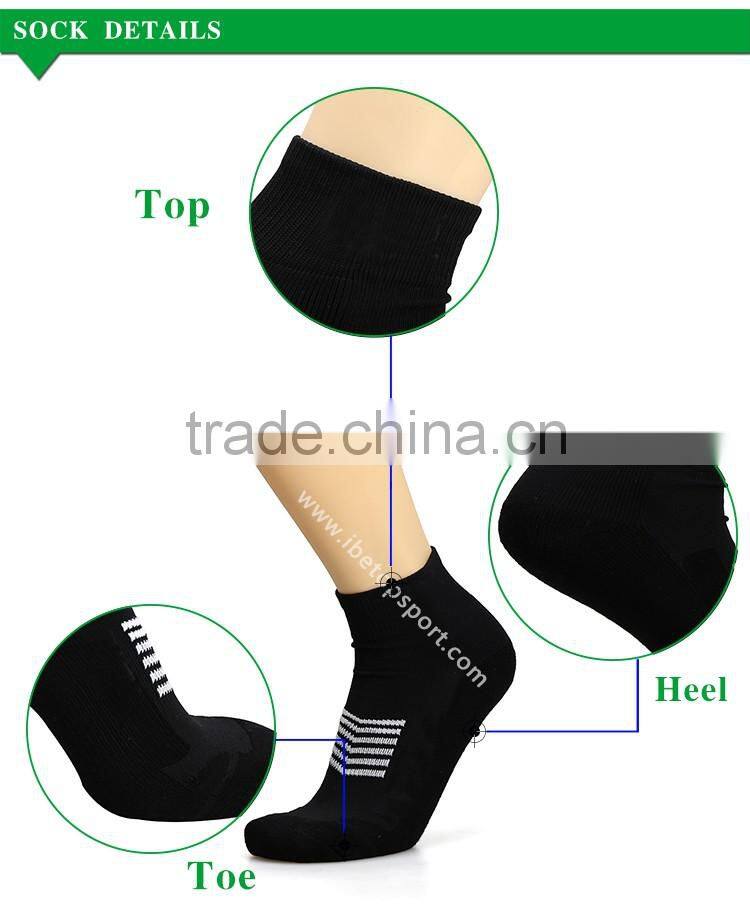 wholesale Custom 100% cotton dry fit running sport socks