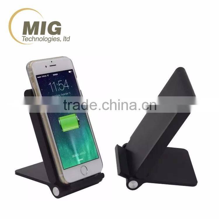 Efficient wireless charger, qi universal portable mobile phone charger for smart phones, with 3 coils