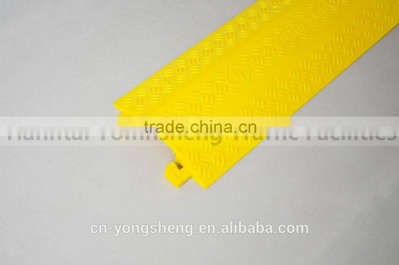Wide 1-channel Yellow Plastic Cable Protectors