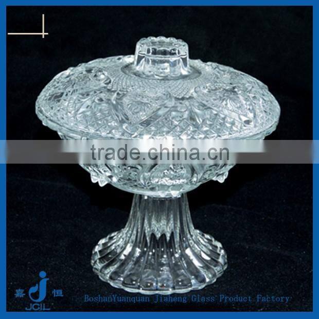 Art embossed cookie bowl with glass lid 4"