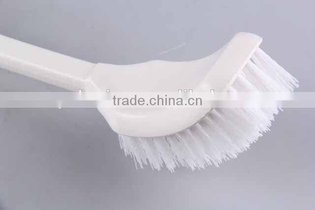 Curved Plastic Cleaning Brush