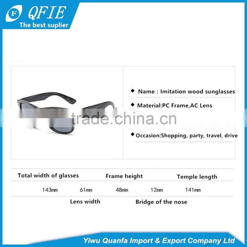 Wholesale fashion wood grain sunglasses with With Logo engraved