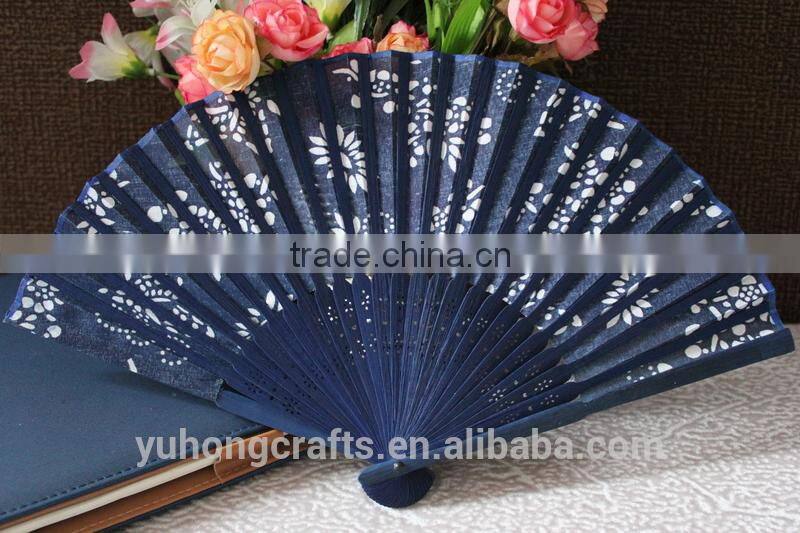 Chinese dark blue flower bamboo fan