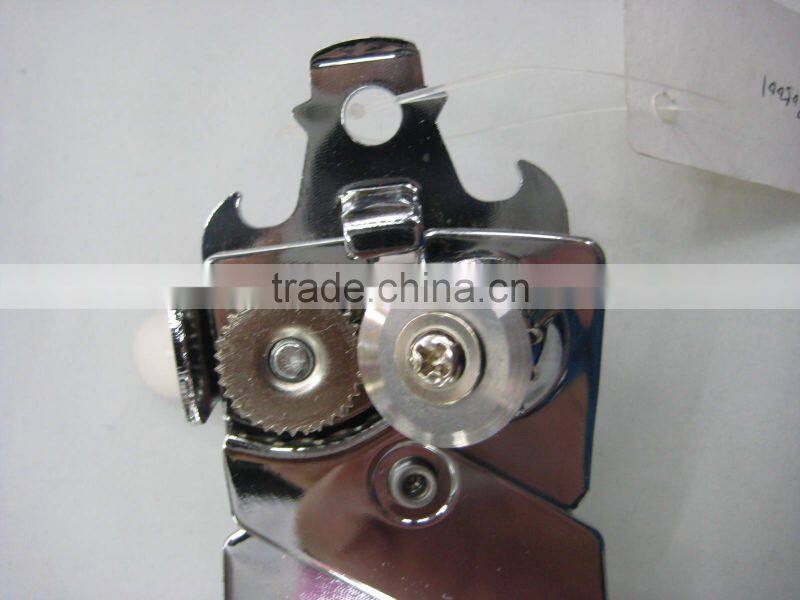 Manual colorful stainless steel can opener w/skidproof plastic handle