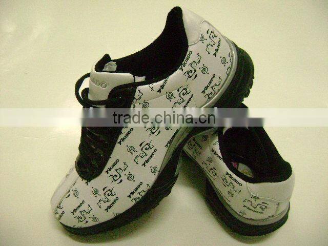 wholesale golf shoes, high top golf shoes for men women boys girls have spike for business sport on the grass