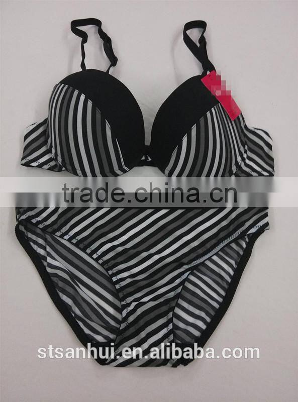 Lace transparent blace bra and panty sets is hot selling 2016