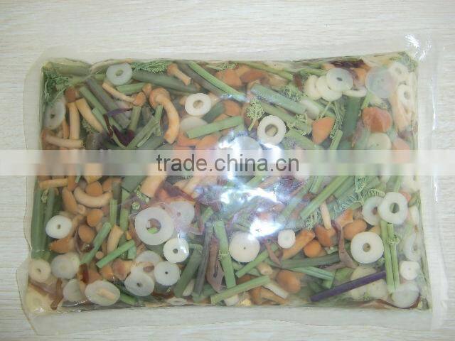 different kinds of vegetables mixed together