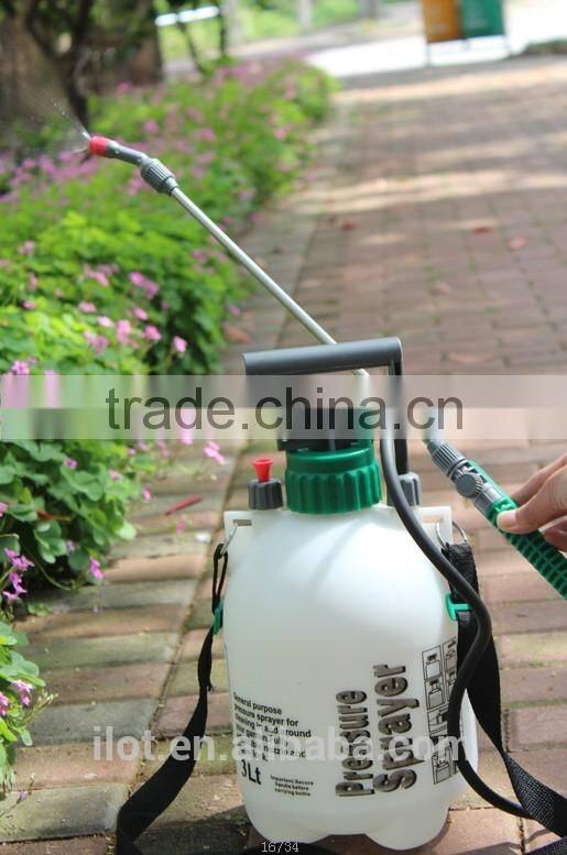 iLOT rechargeable 4.5 L pump preesure sprayer
