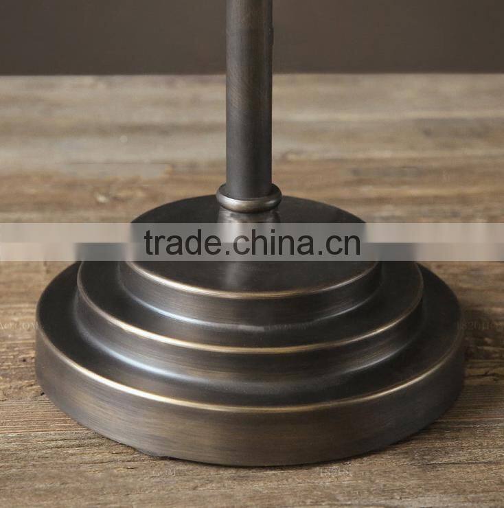 New design antique finish bronze table lamp with lampshade