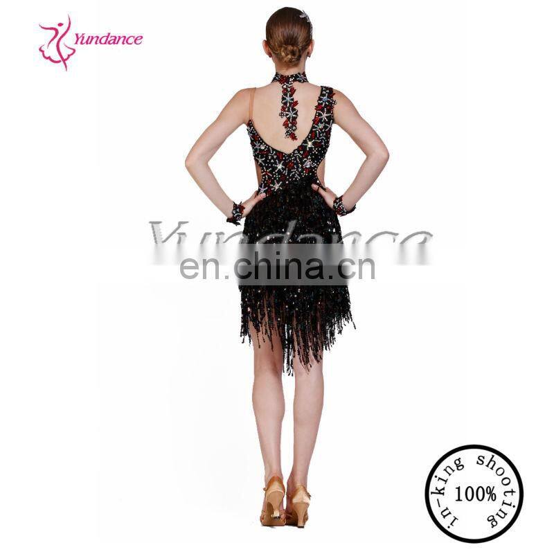 L-11183 tribe dancing