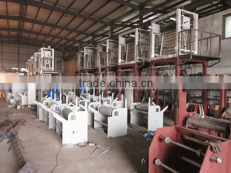 Machine a extruder et a souffler le film