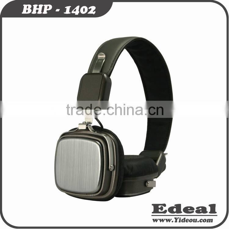 2015 Metal Wireless Bluetooth headphone with mic / bluetooth earphone BSCI supplier