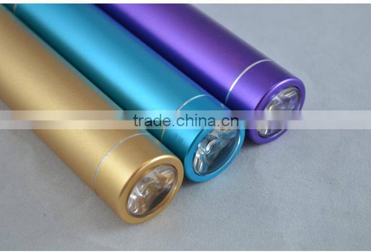 Gift metal cylinder 2200mah led light power bank portable charger