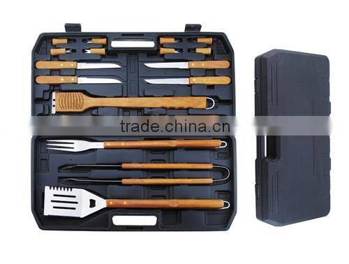 Wood handle bbq tools kit