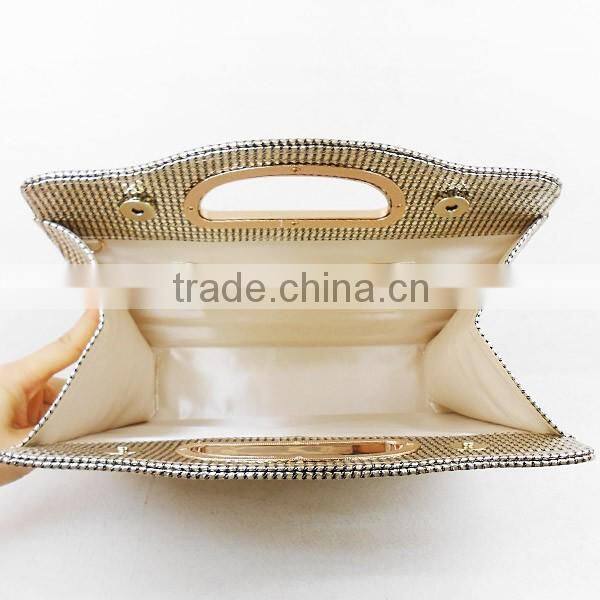 Large capacity clutch style women hand bag
