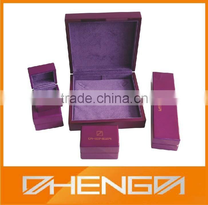 High Quality Factory Customized Wooden Gift Boxes With Gloss Finish