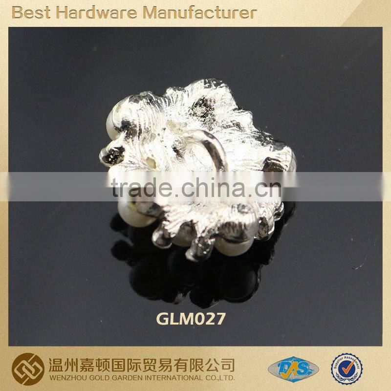 beautiful pearl sewing button for garments