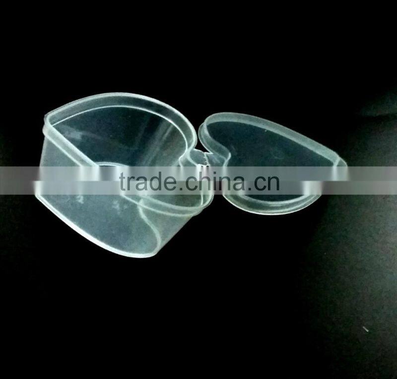 Plastic heart-shaped sauce container 1.5oz