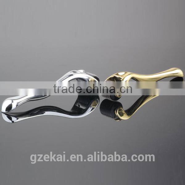 microneedle roller skin care therapy