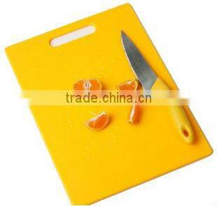 Lemon Yellow LFGB Non-slip Plastic Cutting Board