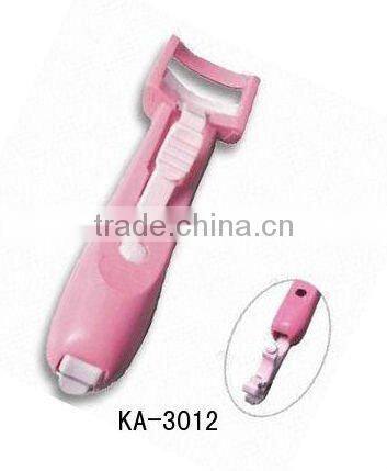 plastic cosmetic eyelash curler