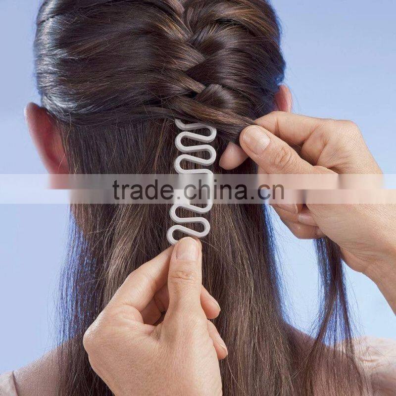 Wholesale OEM French Weave Hair Braiding Tool Roller Braider With Magic hair Twist Styling Bun Maker