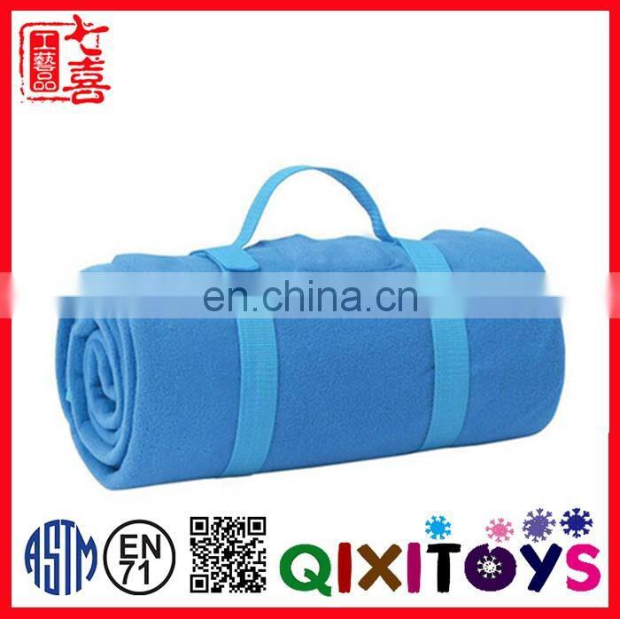 Portable folding roll-up weighted waterproof picnic beach blanket picnic blanket tote polyester picnic blanket
