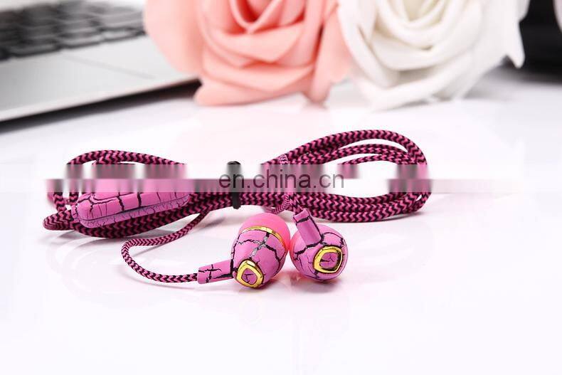 Crackle Wired Earphones 3.5mm Serpentine Braided Cable Headset With Mic for Intelligent Mobile Phone