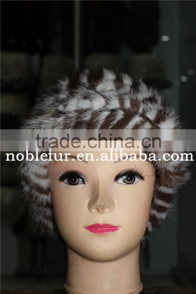 high quality fancy mink fur and fox fur ball/pretty knitted headwear with pompom