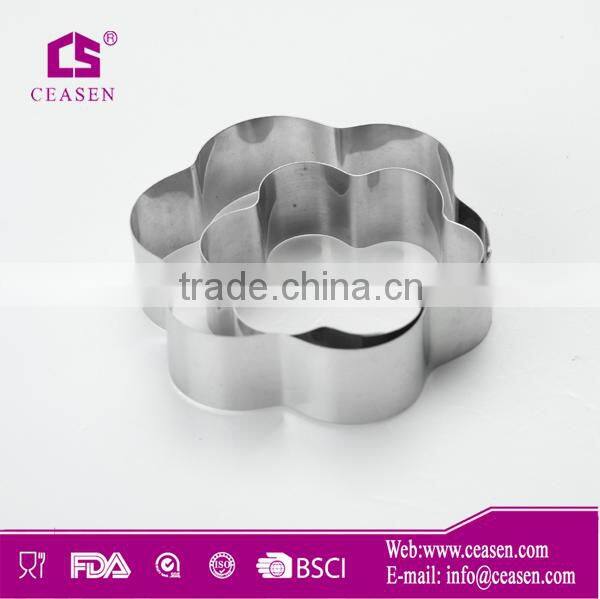 bear shaped cookie cutter