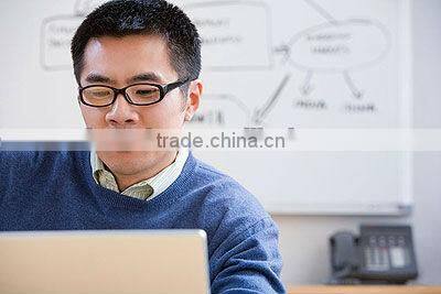 The China largest manufacturer for small towable excavator with engine