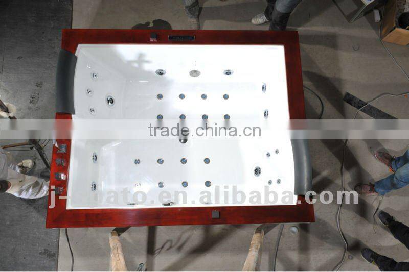 Built-in acrylic swimming pool