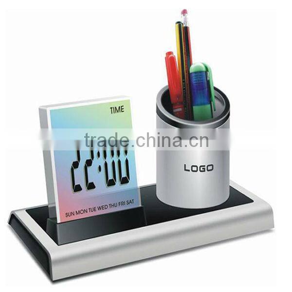 Tulip shape plastic pen holder