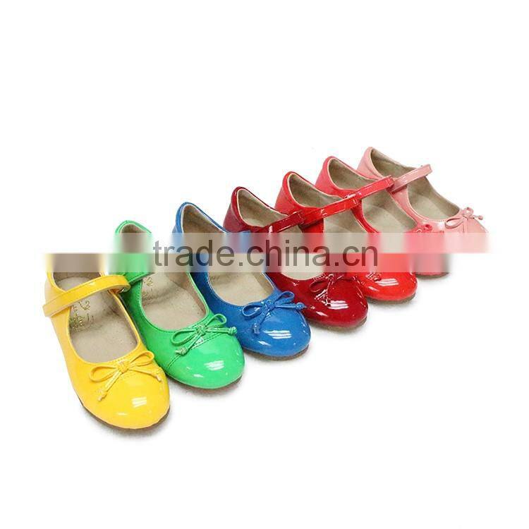 Branded experience supplier non slip color children healthy canvas shoe