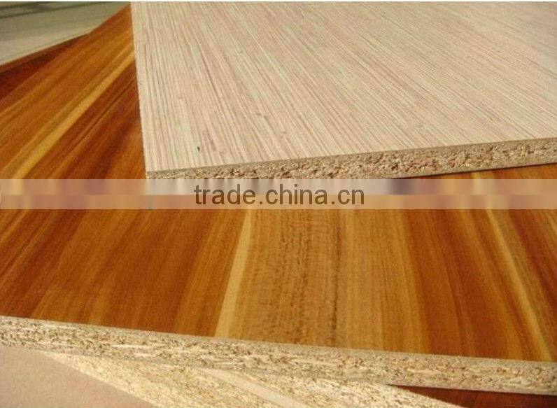 China competitive price FSC certificated high quality colored melamine density wood chipboard