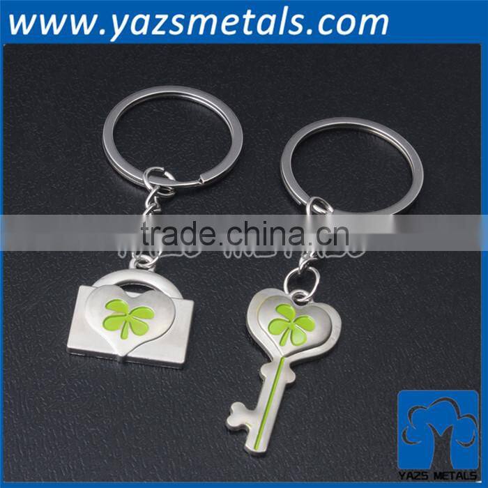 cute Custom metal couple keychain for lovers