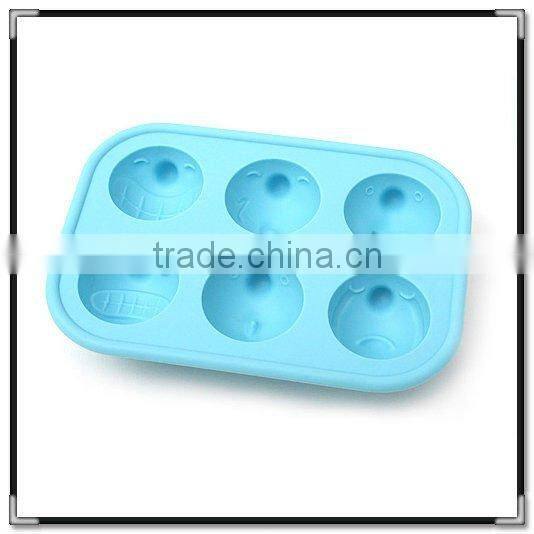 2015 New Eco-friendly food-grade silicone ice tray